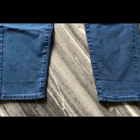 NEW Sz16 Women’s Tall Super Skinny Jeans  Pull-On Stretch Denim New With Tags - Picture 7 of 11